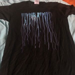 CROSS COLORS NEVER WORN BILLIE EILISH TEE